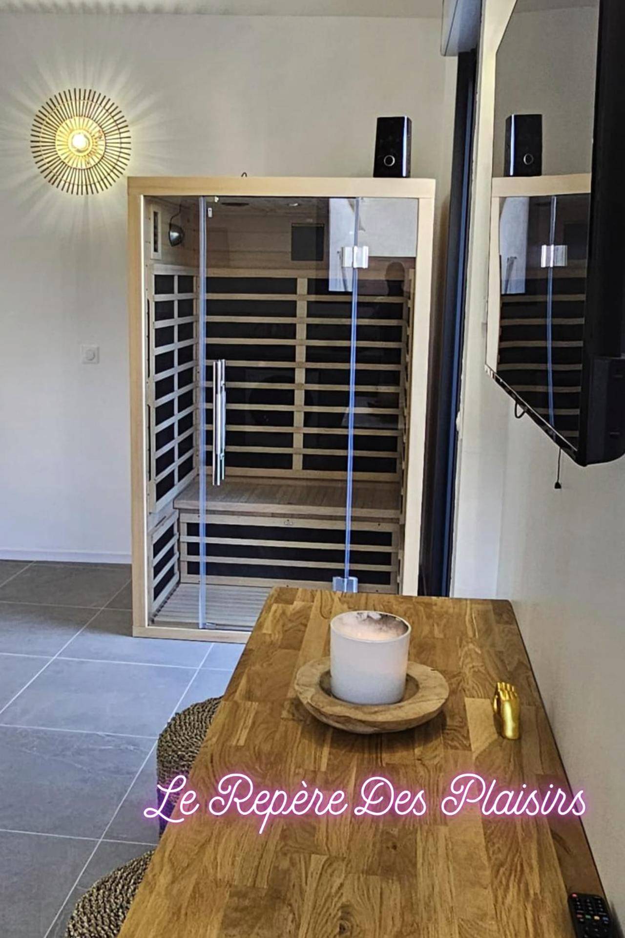 Photo du logement - Maisons Plaisir & Pulsion Spa Sauna Privé