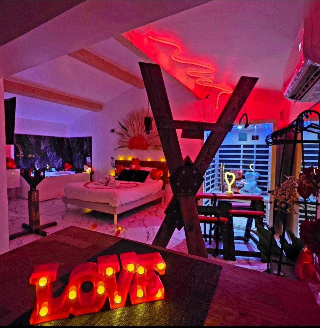 Photo du logement - Maisons Plaisir & Pulsion Spa Sauna Privé - Allauch