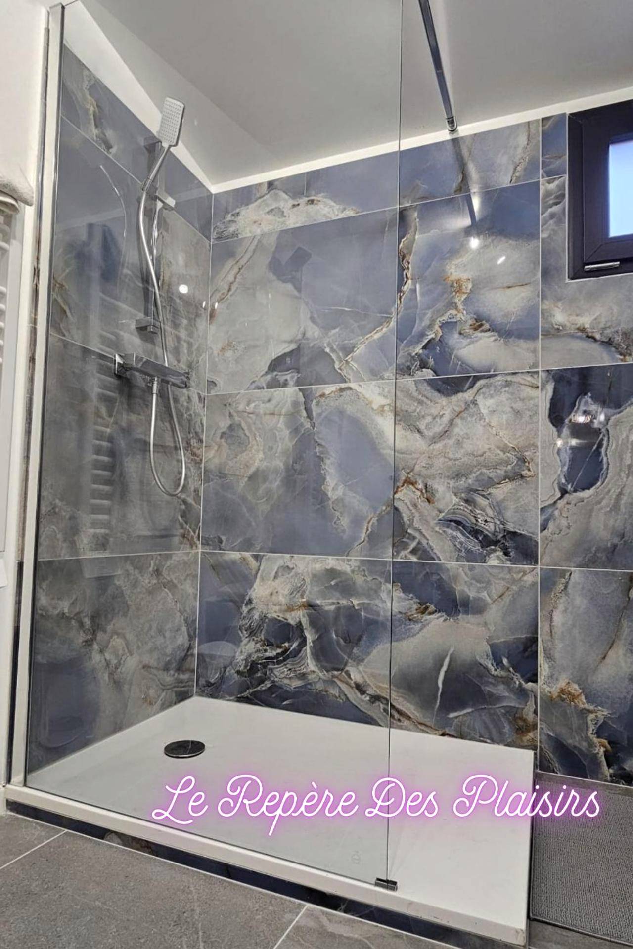 Photo du logement - Maisons Plaisir & Pulsion Spa Sauna Privé