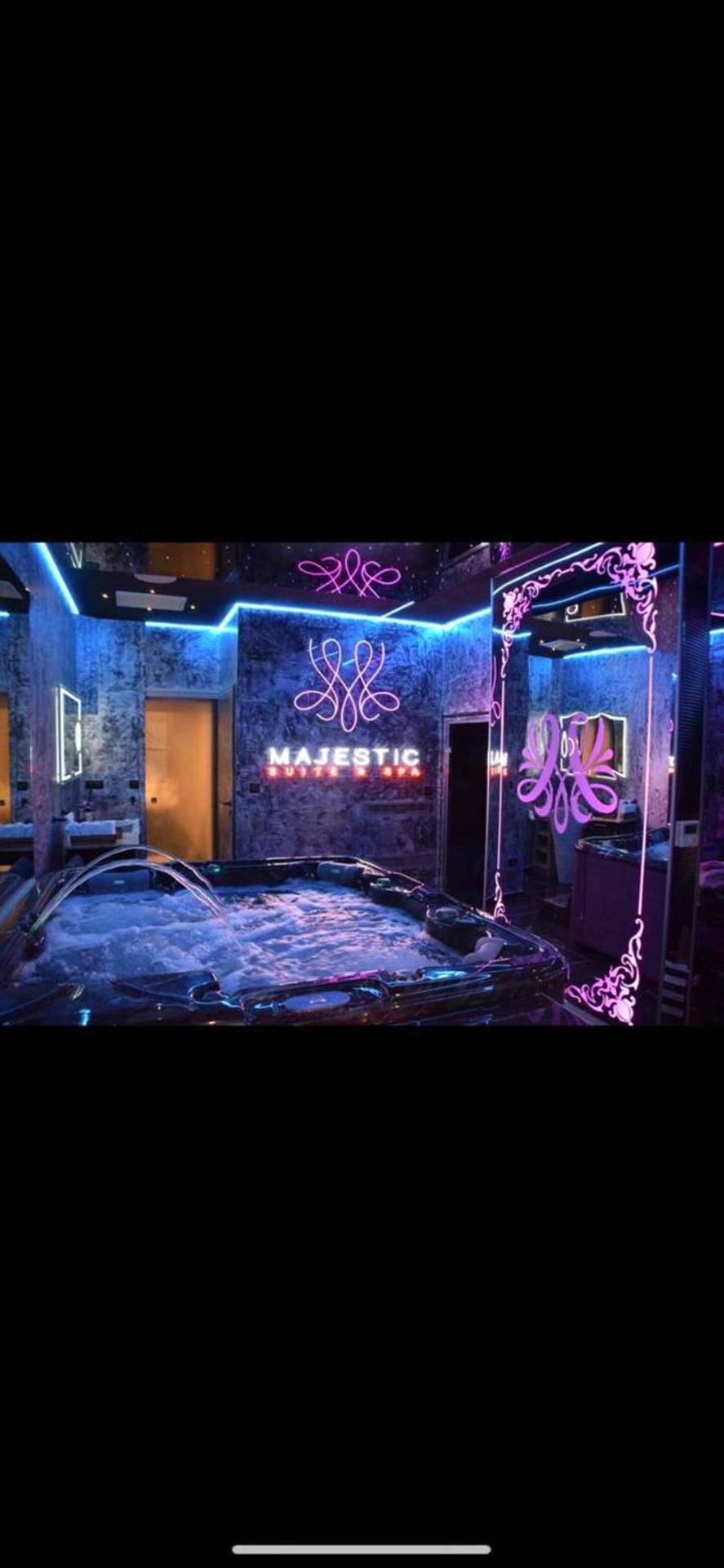 Photo du logement - Le Majestic Spa Loveroom Jacuzzi et hammam