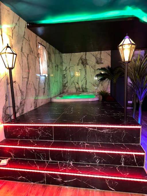 Photo du logement - Marbella Logement privatif - Jacuzzi - Sauna