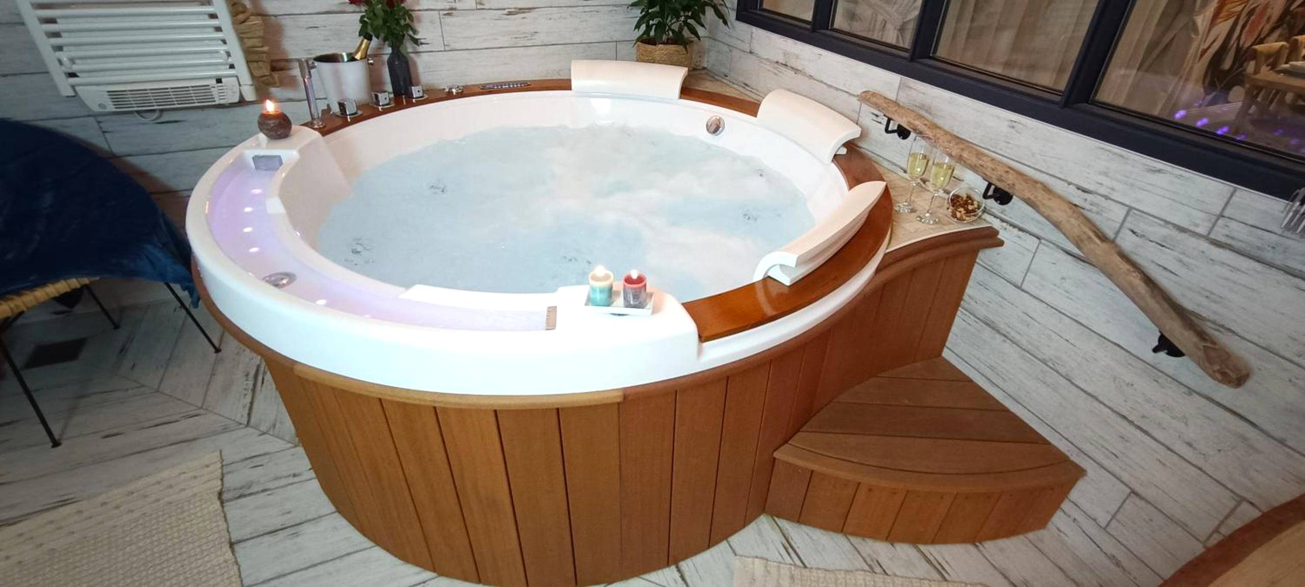 Photo du logement - Le Maréchal Duplex - Appartement avec Jacuzzi - CAEN hyper Centre