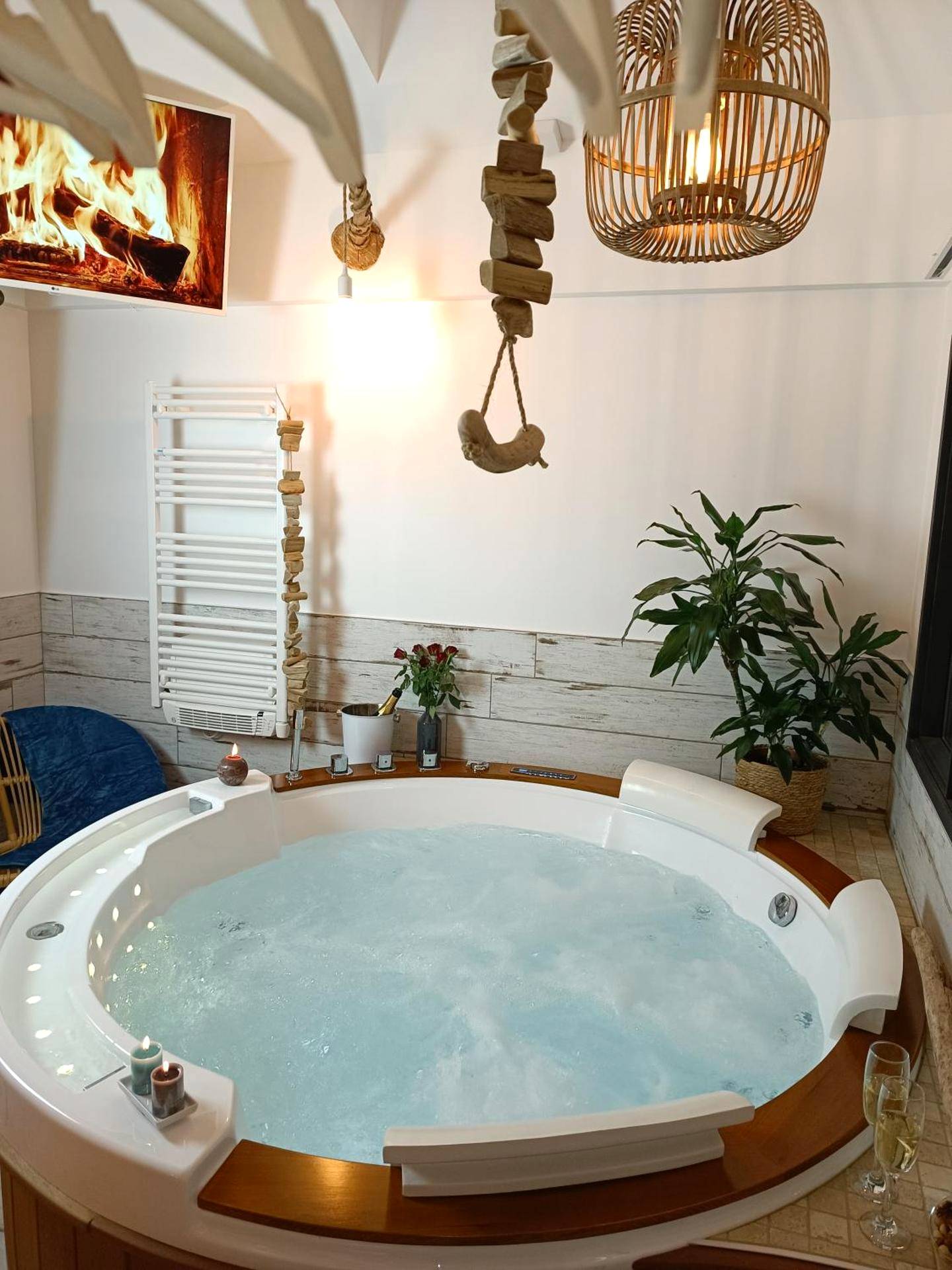 Photo du logement - Le Maréchal Duplex - Appartement avec Jacuzzi - CAEN hyper Centre