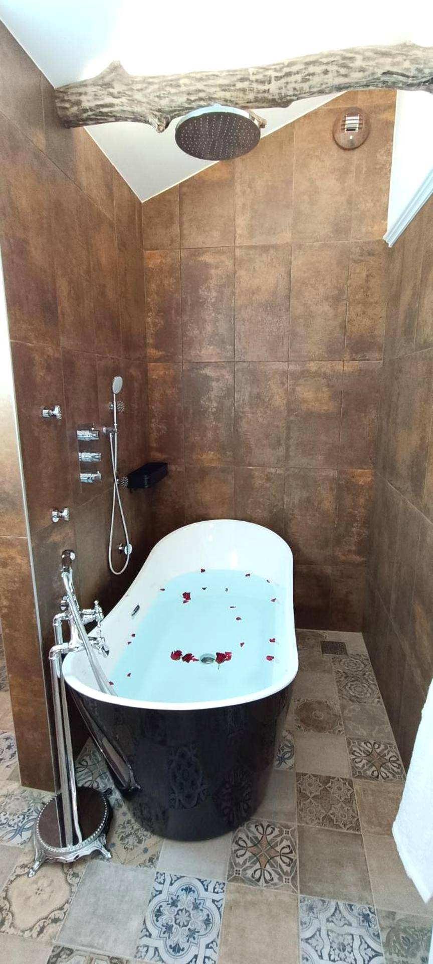 Photo du logement - Le Maréchal Duplex - Appartement avec Jacuzzi - CAEN hyper Centre - Caen