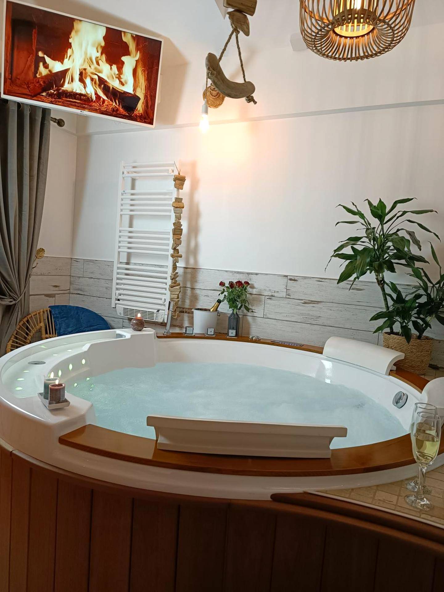 Photo du logement - Le Maréchal Duplex - Appartement avec Jacuzzi - CAEN hyper Centre