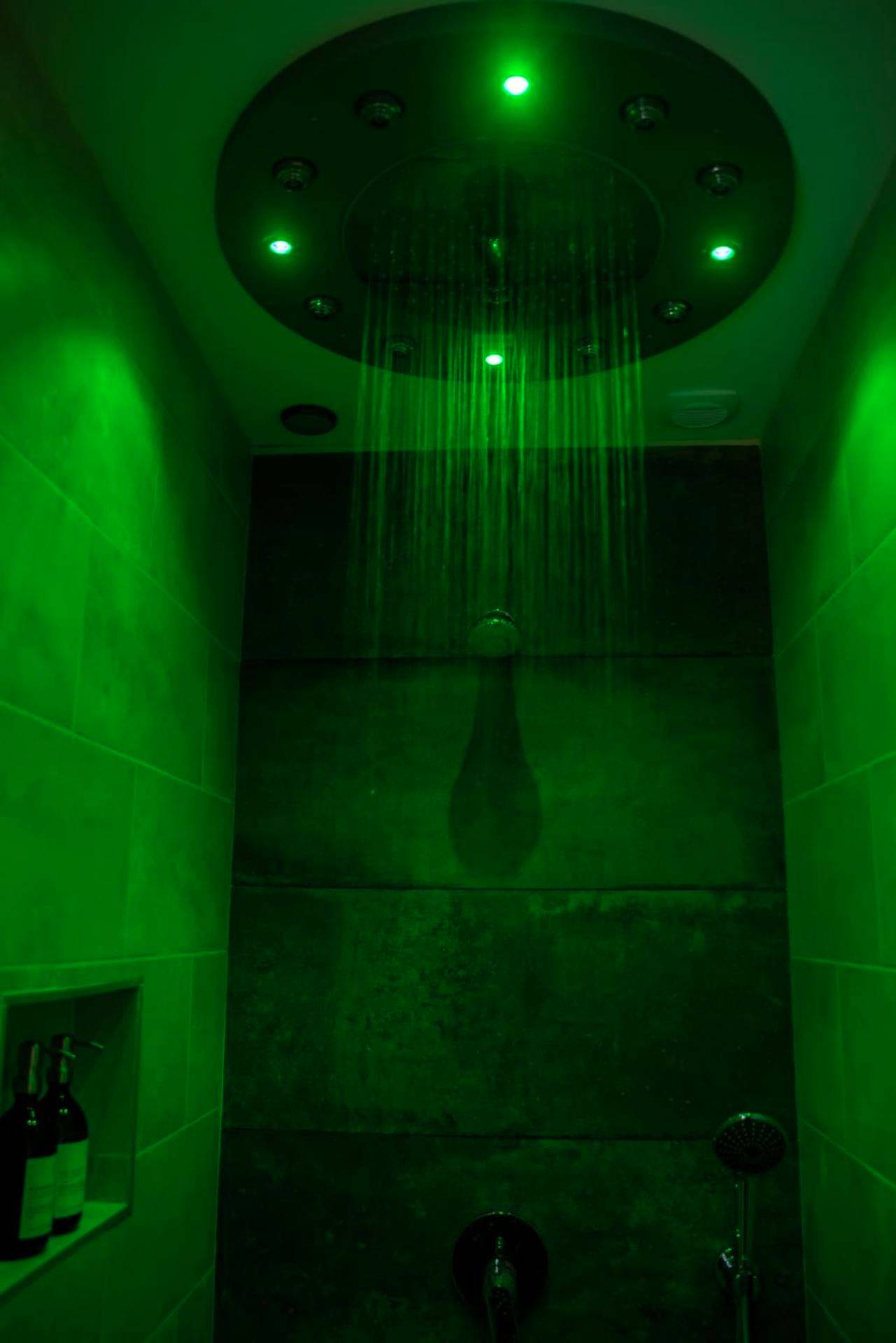 Photo du logement - Le Mas aux Amoureux , Suite Romantique et Spa