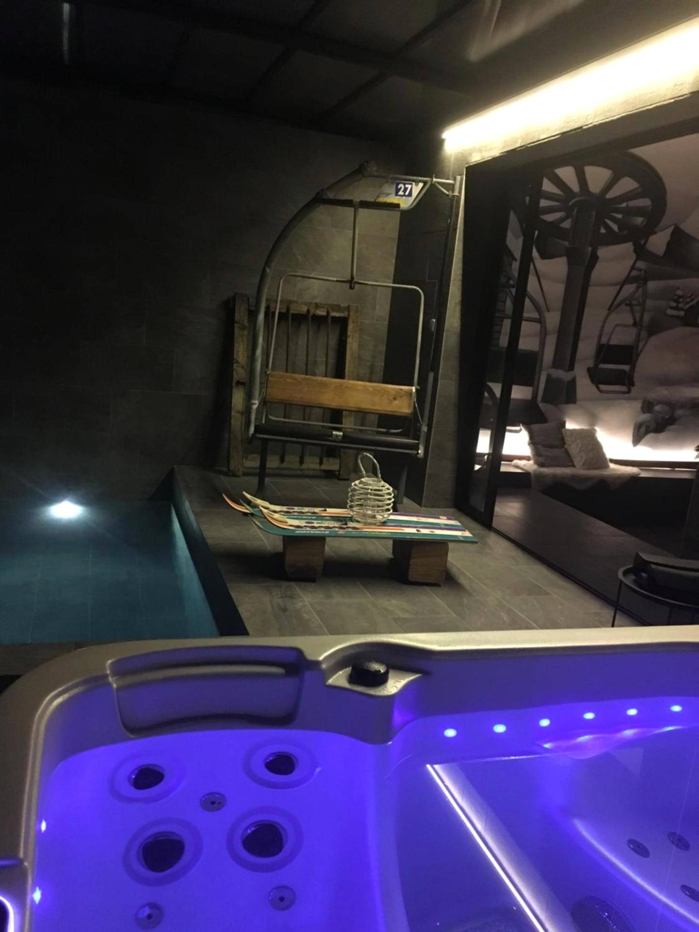 Photo du logement - Chambres d'hotes Deluxe Jacuzzi Mas de l'Etoile - Aigues - Mortes