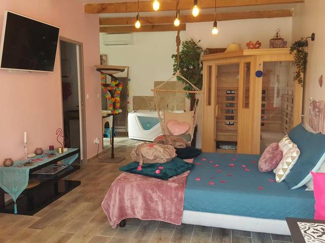 Photo du logement - Le Mas Romantique avec Jacuzzi et Sauna privé