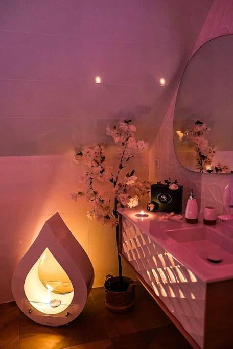 Photo du logement - La Mezzanine de l'Etoile suite avec jacuzzi privé