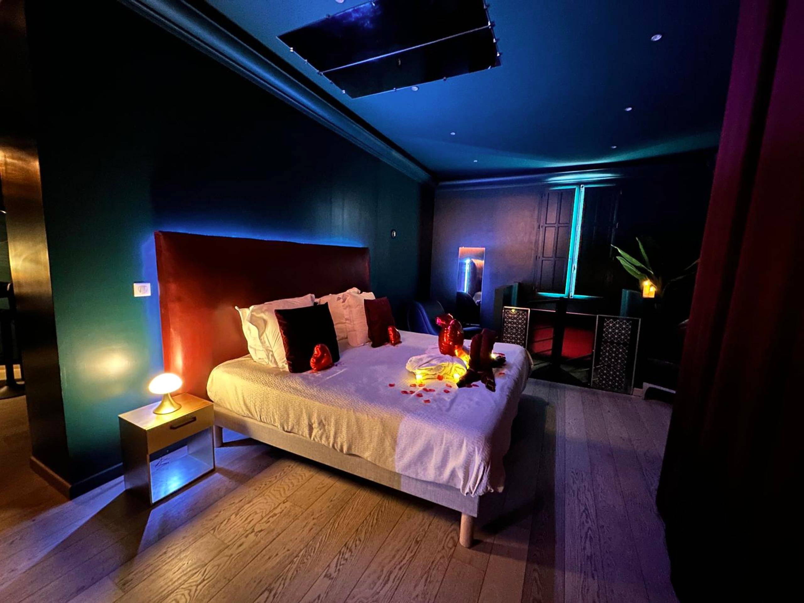 Photo du logement - Mieuxqualhotel jacuzzi privatif Velvet Desire