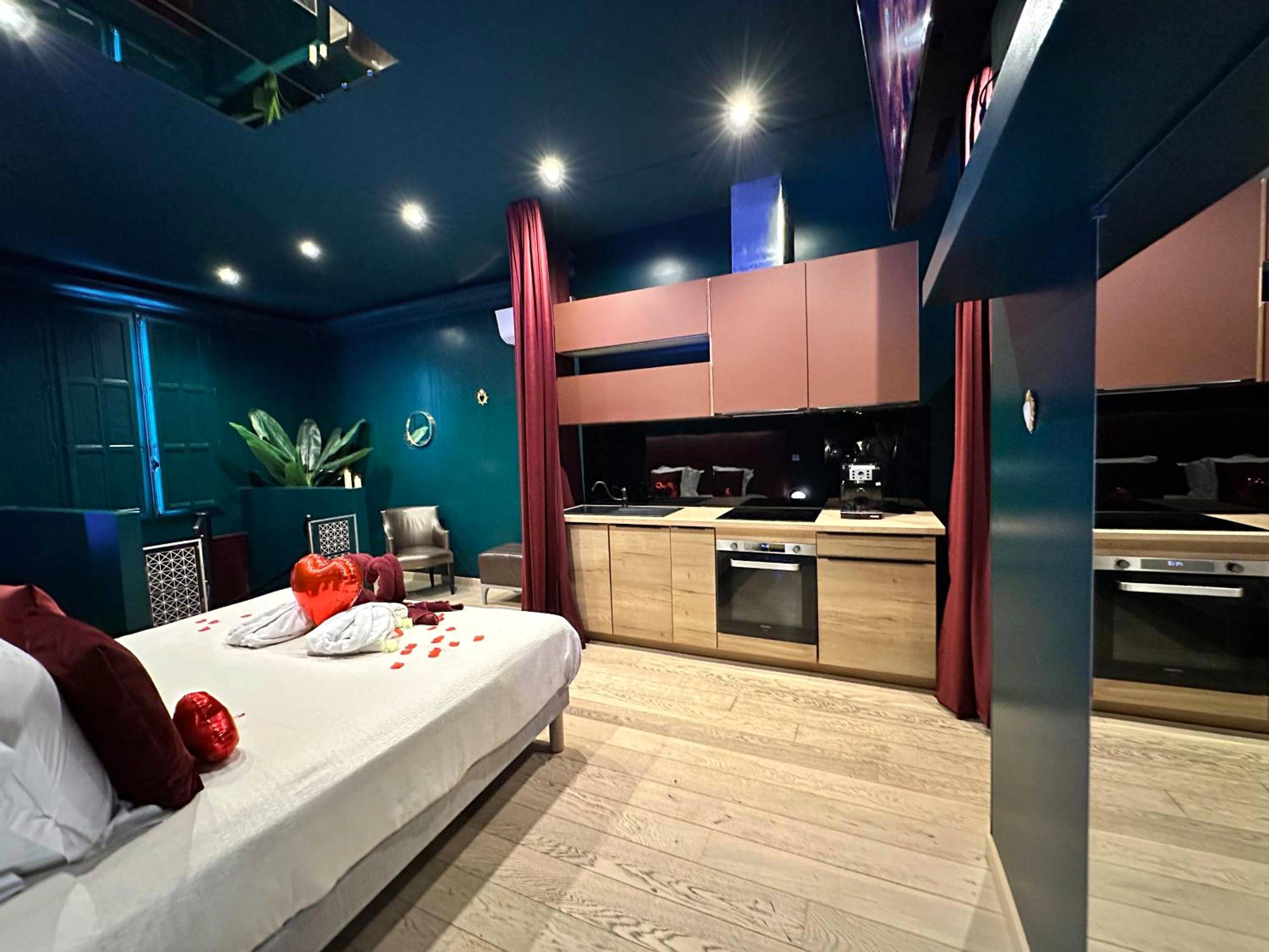Vue du logement - Mieuxqualhotel jacuzzi privatif Velvet Desire