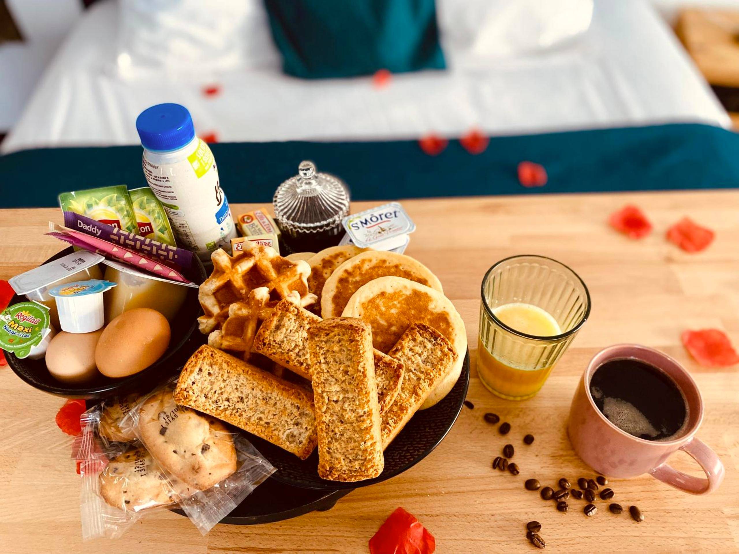 Photo du logement - Mieuxqualhotel jacuzzi privatif Love room