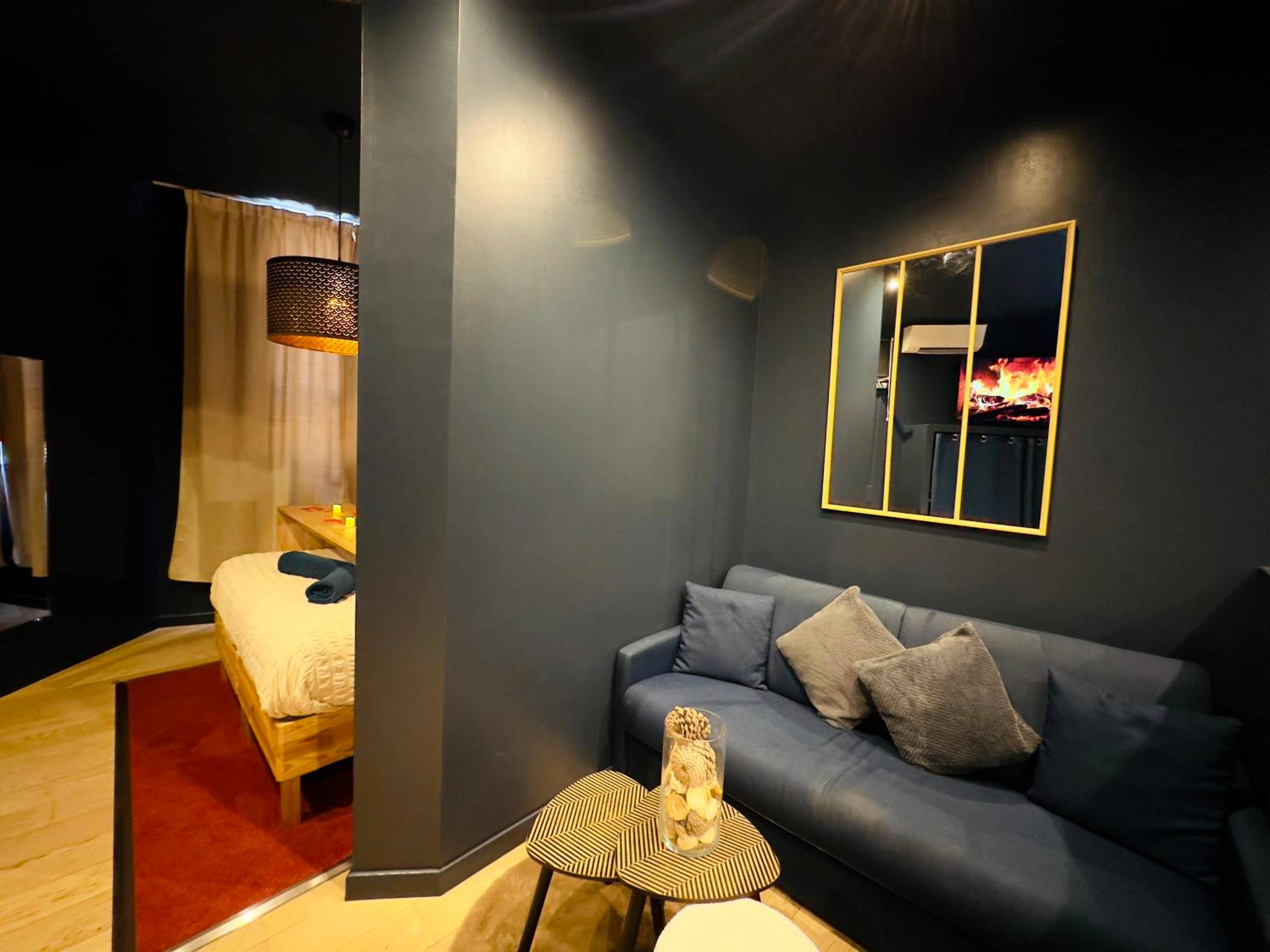 Photo du logement - Mieuxqualhotel jacuzzi privatif La Parenthèse