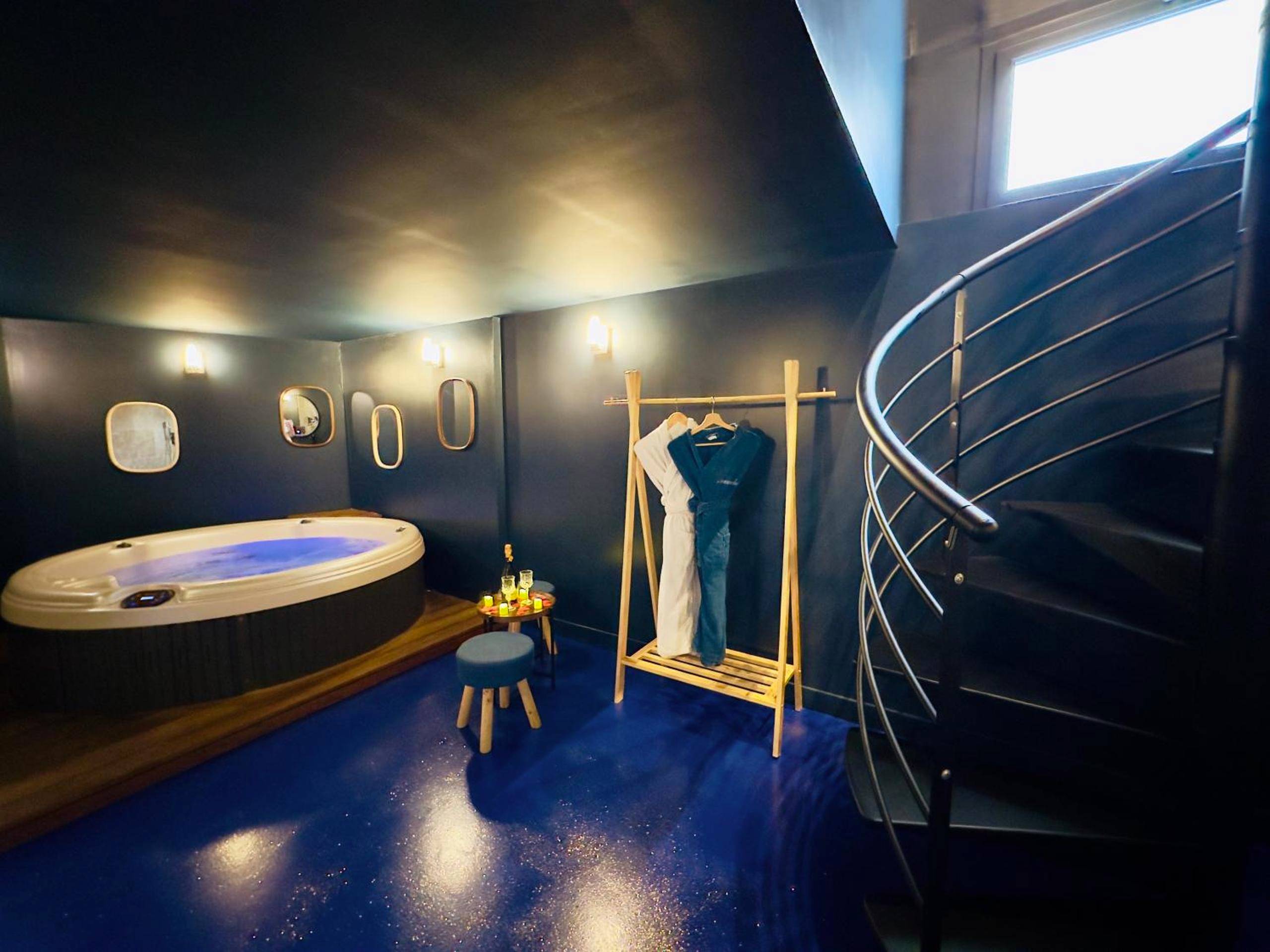 Photo du logement - Mieuxqualhotel jacuzzi privatif La Parenthèse