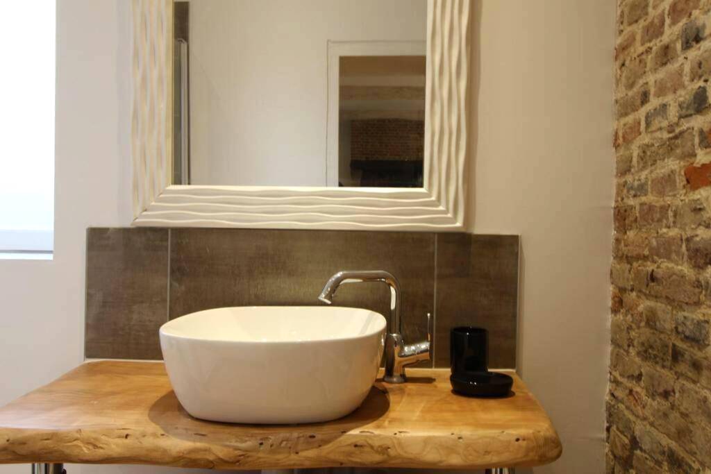 Photo du logement - Sauna et jacuzzi - Les mille et une nuits - 2km mer