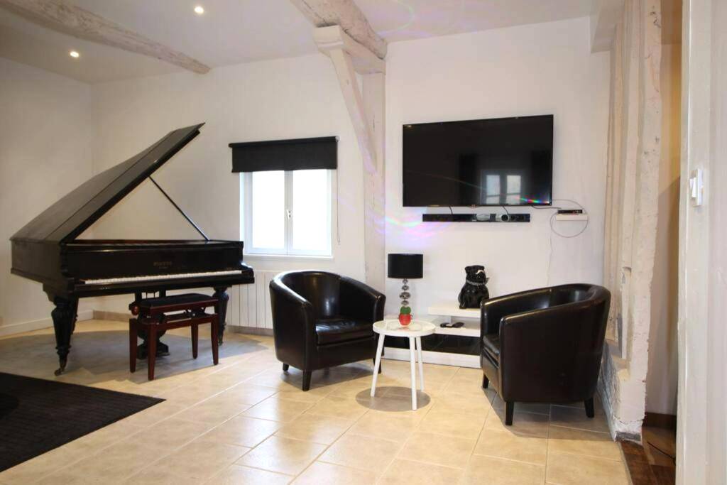 Photo du logement - Sauna et jacuzzi - Les mille et une nuits - 2km mer