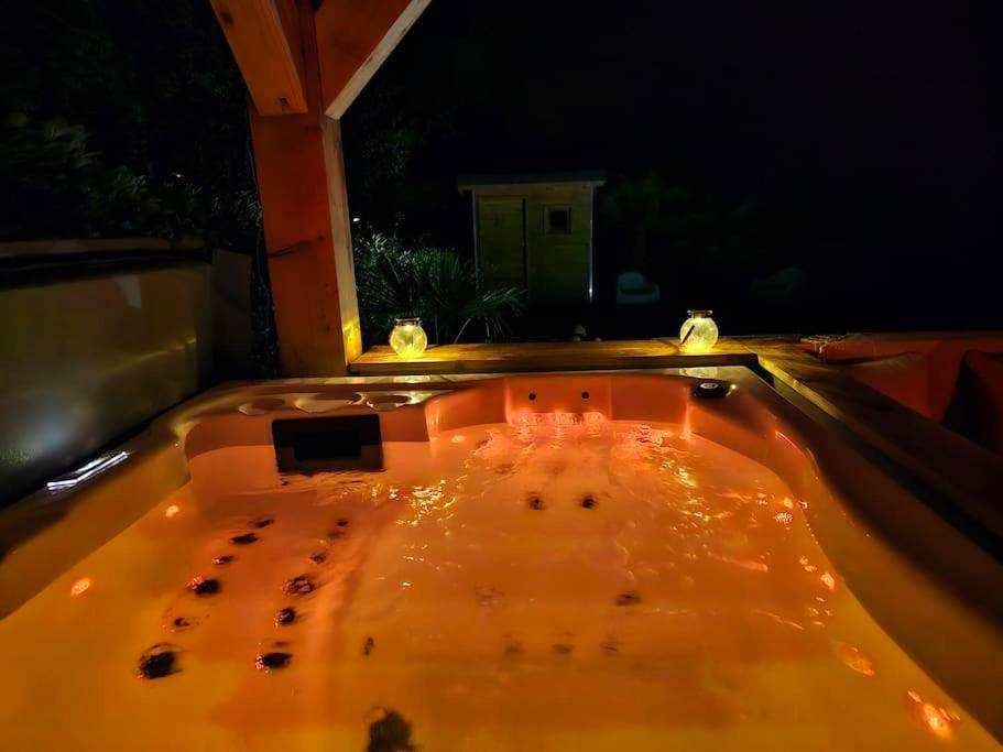 Photo du logement - Un moment de détente - Gilly - sur - Isère