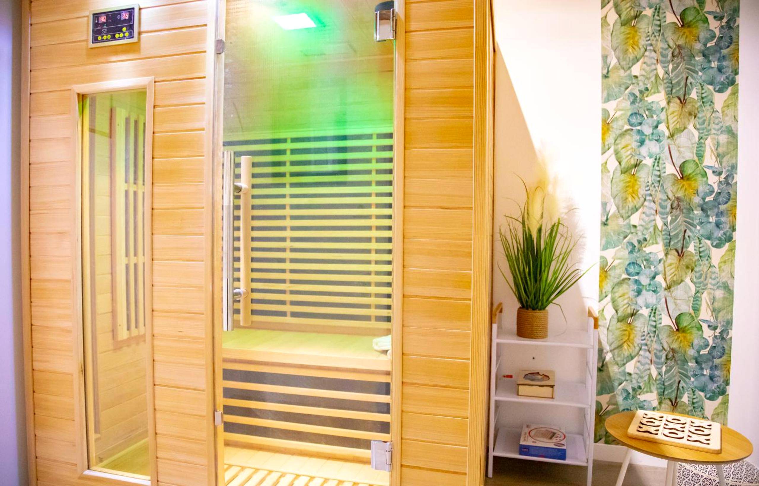 Sauna infrarouge en bois clair - Monti - love