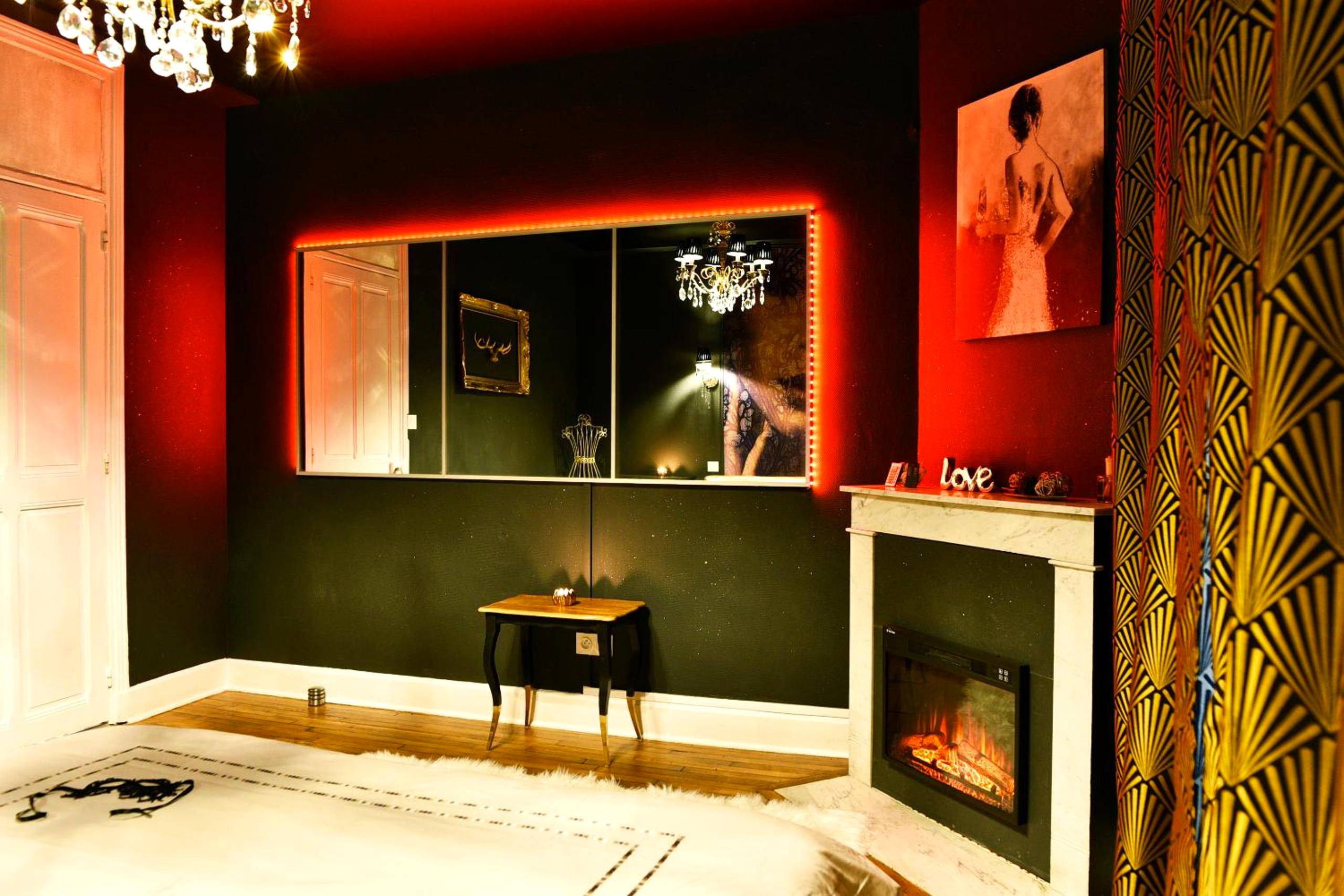 Photo du logement - MoonLOVE, SPA/Sauna et Jacuzzi privés, charme et détente.