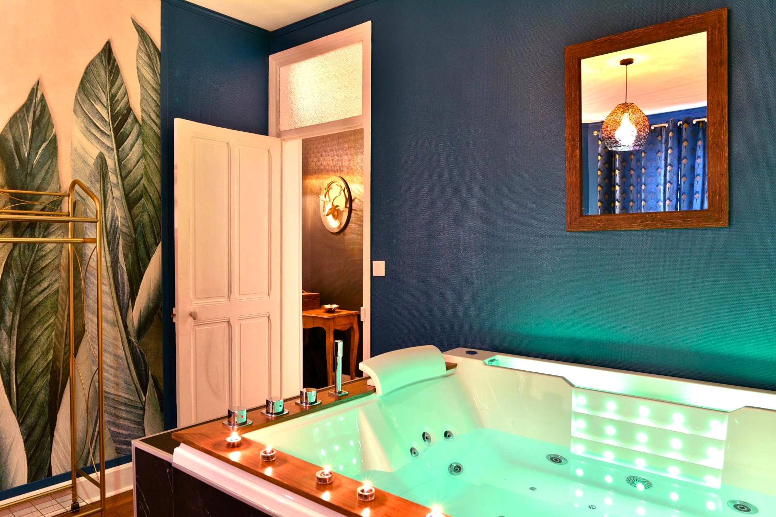 Photo du logement - MoonLOVE, SPA/Sauna et Jacuzzi privés, charme et détente. - Nancy