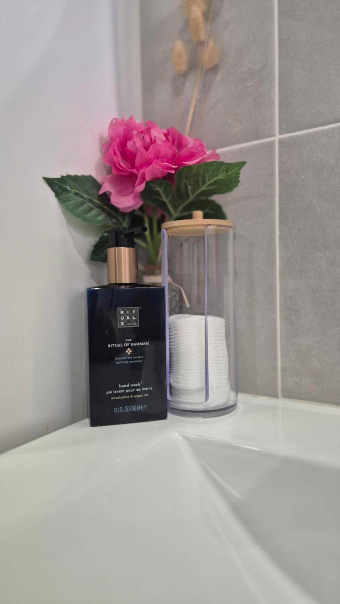 Photo du logement - LoveRoom le moutik du bord de mer avec SPA et sauna parking gratuit