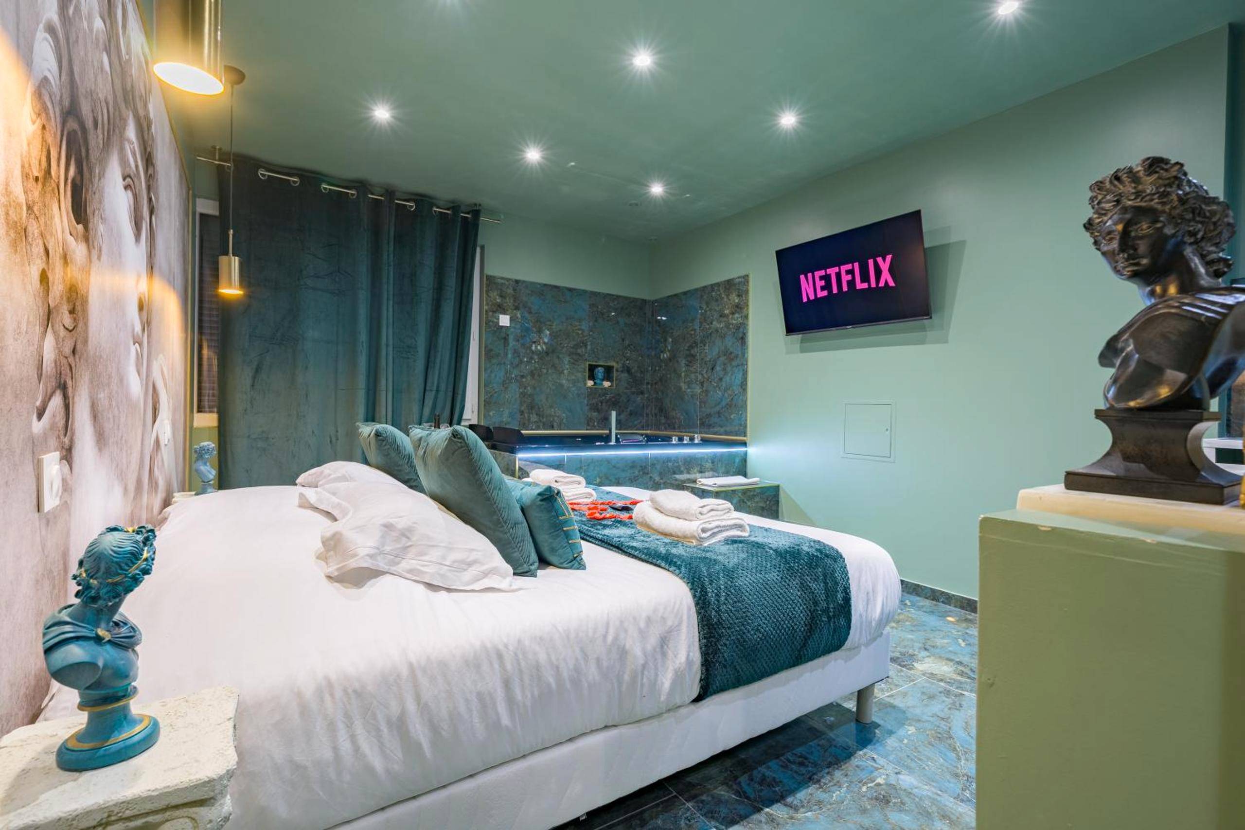 Photo du logement - Le Musée d’Aphrodite / JACUZZI