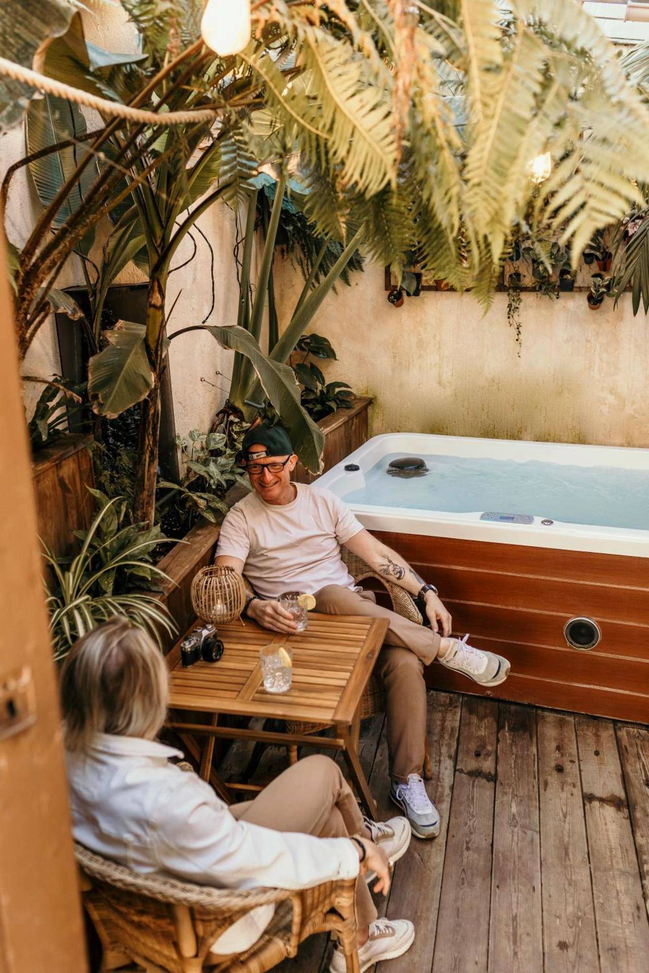 Photo du logement - myinsolite - Cocon Tropical, jacuzzi, énigme