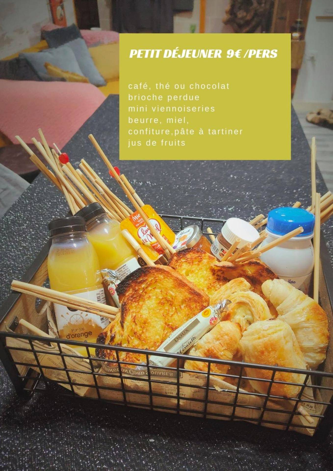 Photo du logement - Le Néflier Dijon - appart balnéo - SPA romantique pour 2