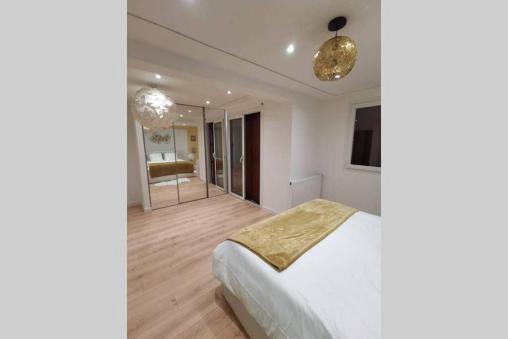 Photo du logement - Nid d'amour baignoire/jacuzzi - Nice