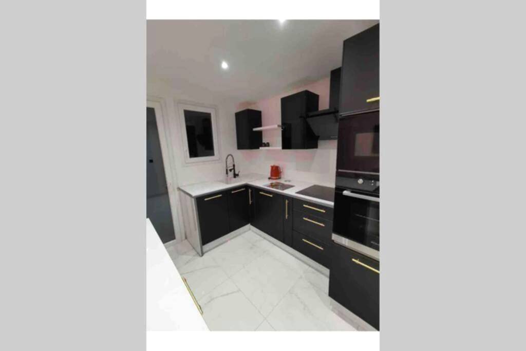 Photo du logement - Nid d'amour baignoire/jacuzzi - Nice