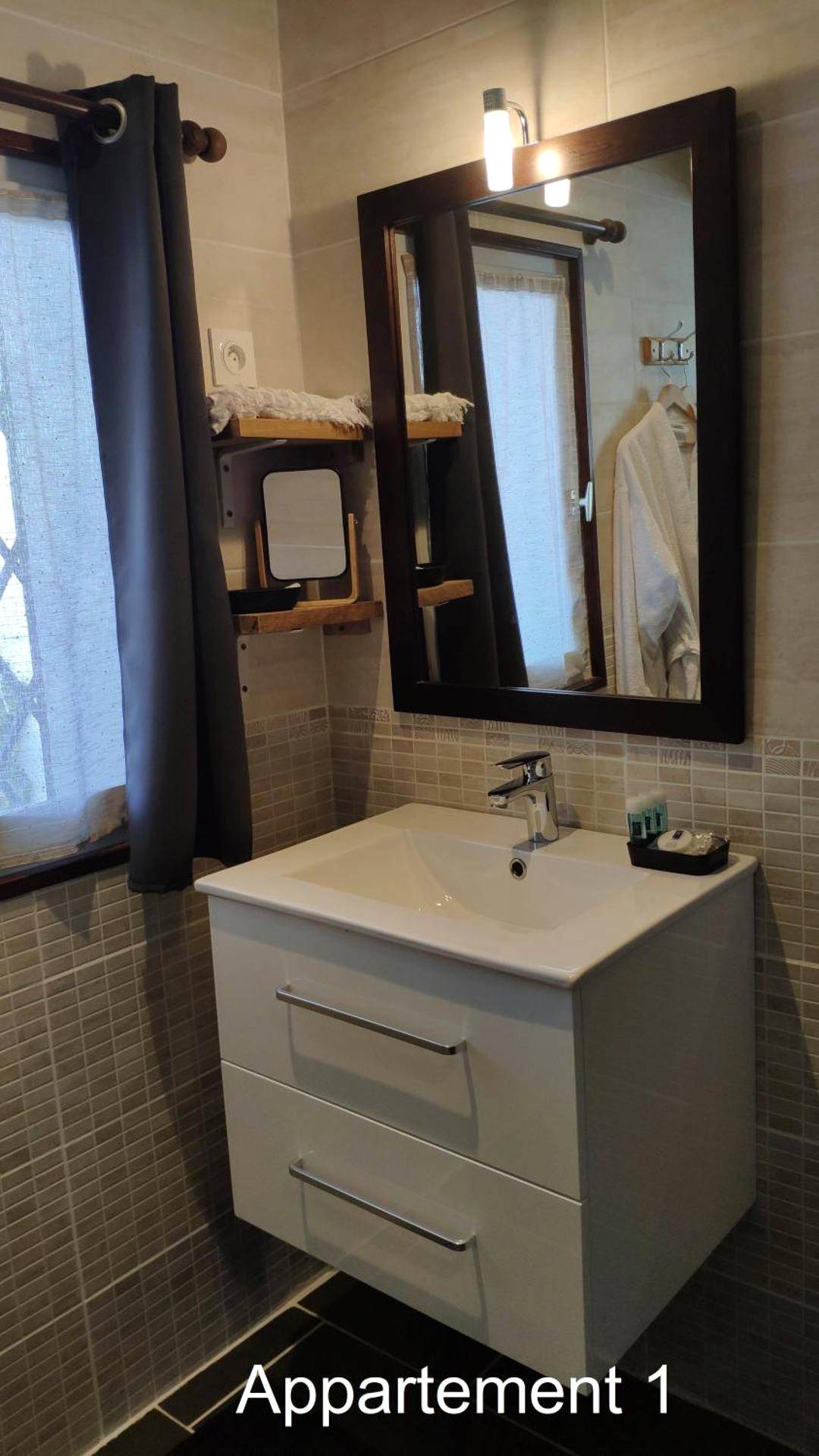 Photo du logement - Love room "Nuit Blanche" - spa - Narbonne