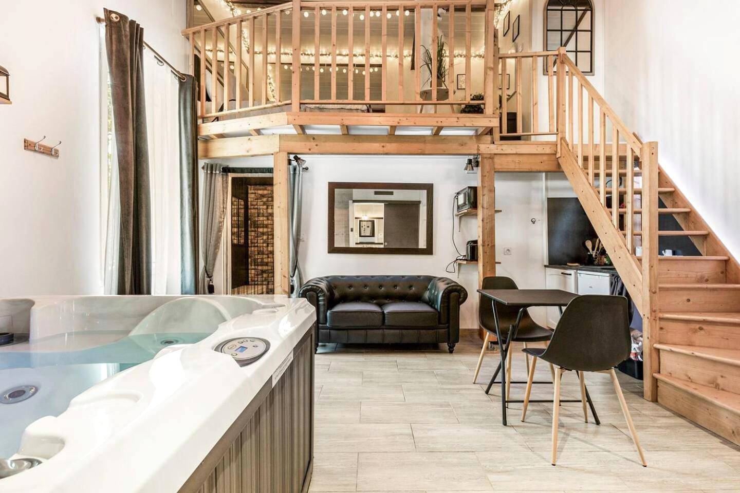 Photo du logement - Love room "Nuit Blanche" - spa - Narbonne