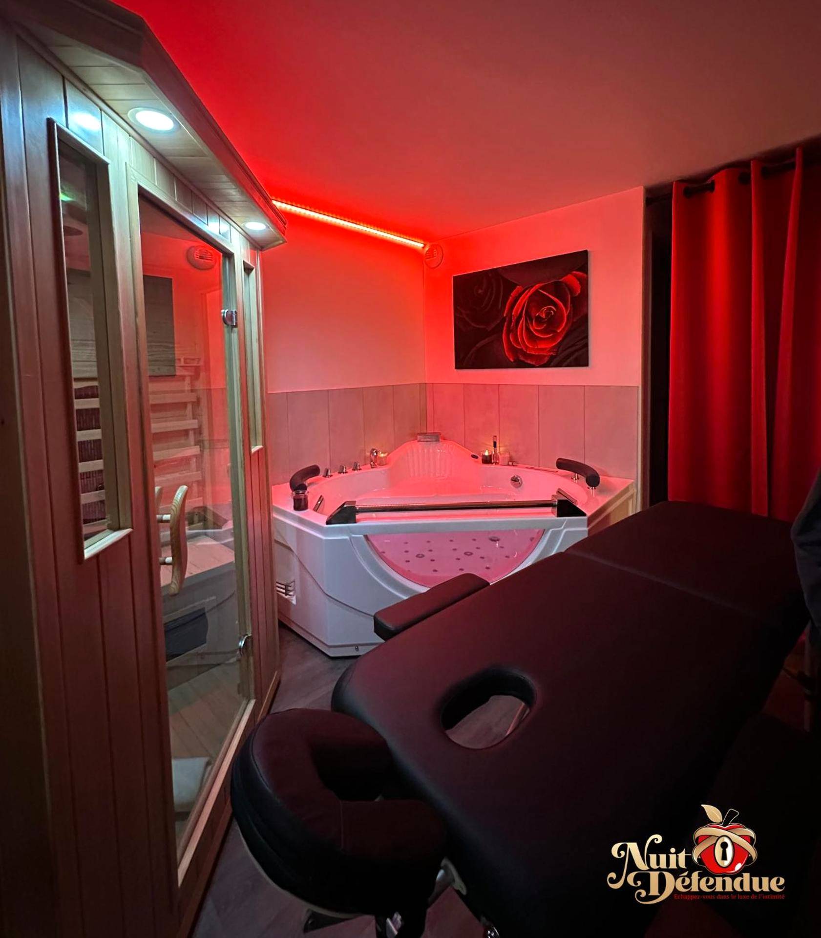 Photo du logement - Nuit Défendue Jacuzzi - Sauna