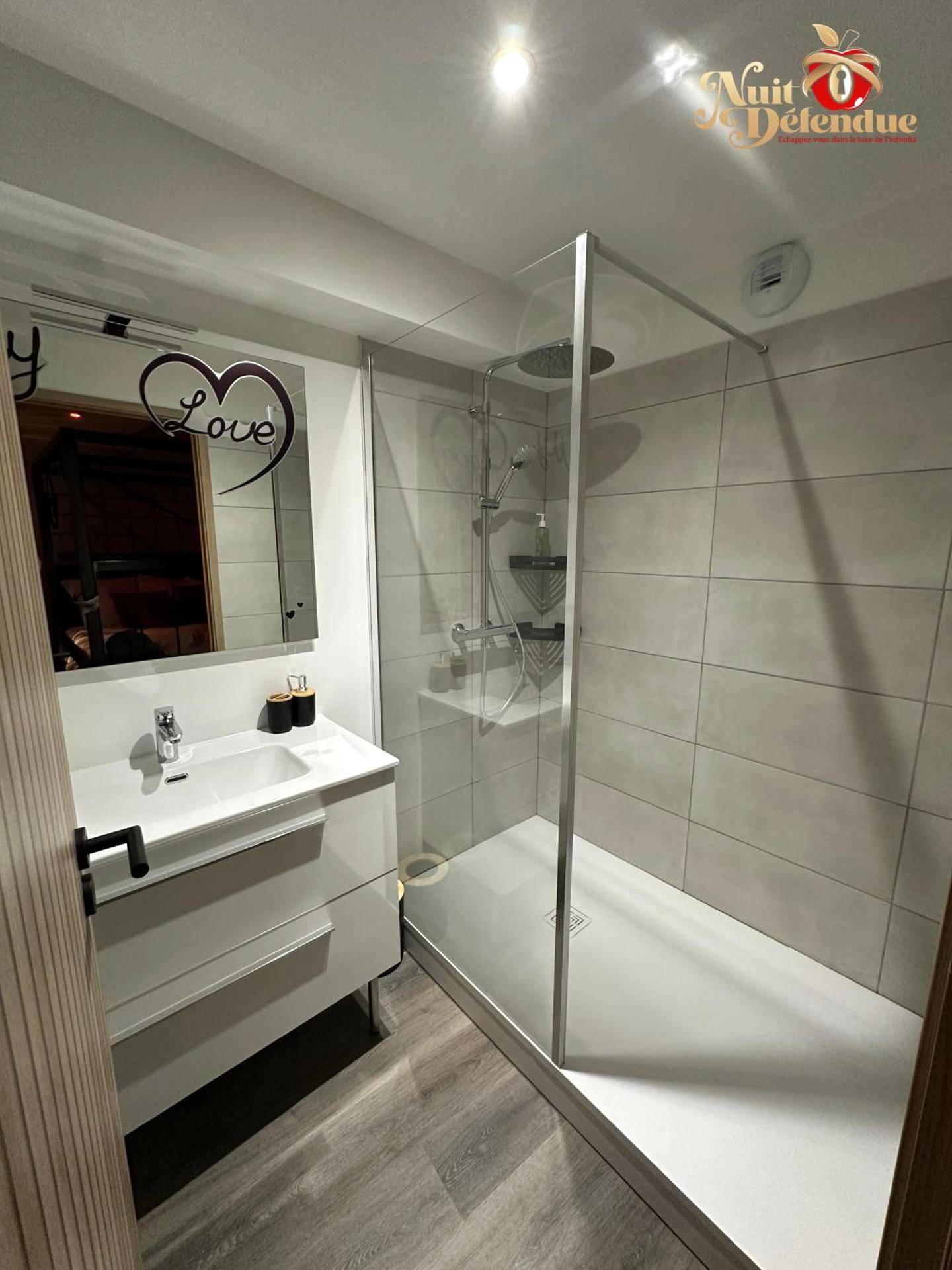 Photo du logement - Nuit Défendue Jacuzzi - Sauna - Chalon - sur - Saône