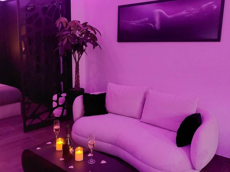 Photo du logement - LA NUIT DES SECRETS Love Room 4 étoiles avec Jacuzzi et Sauna