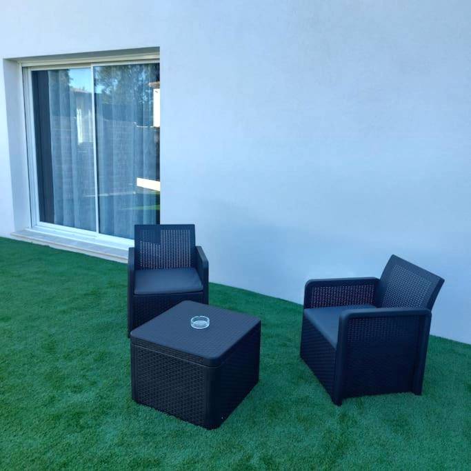 Photo du logement - LA NUIT DES SECRETS Love Room 4 étoiles avec Jacuzzi et Sauna - Roquebrune - sur - Argens