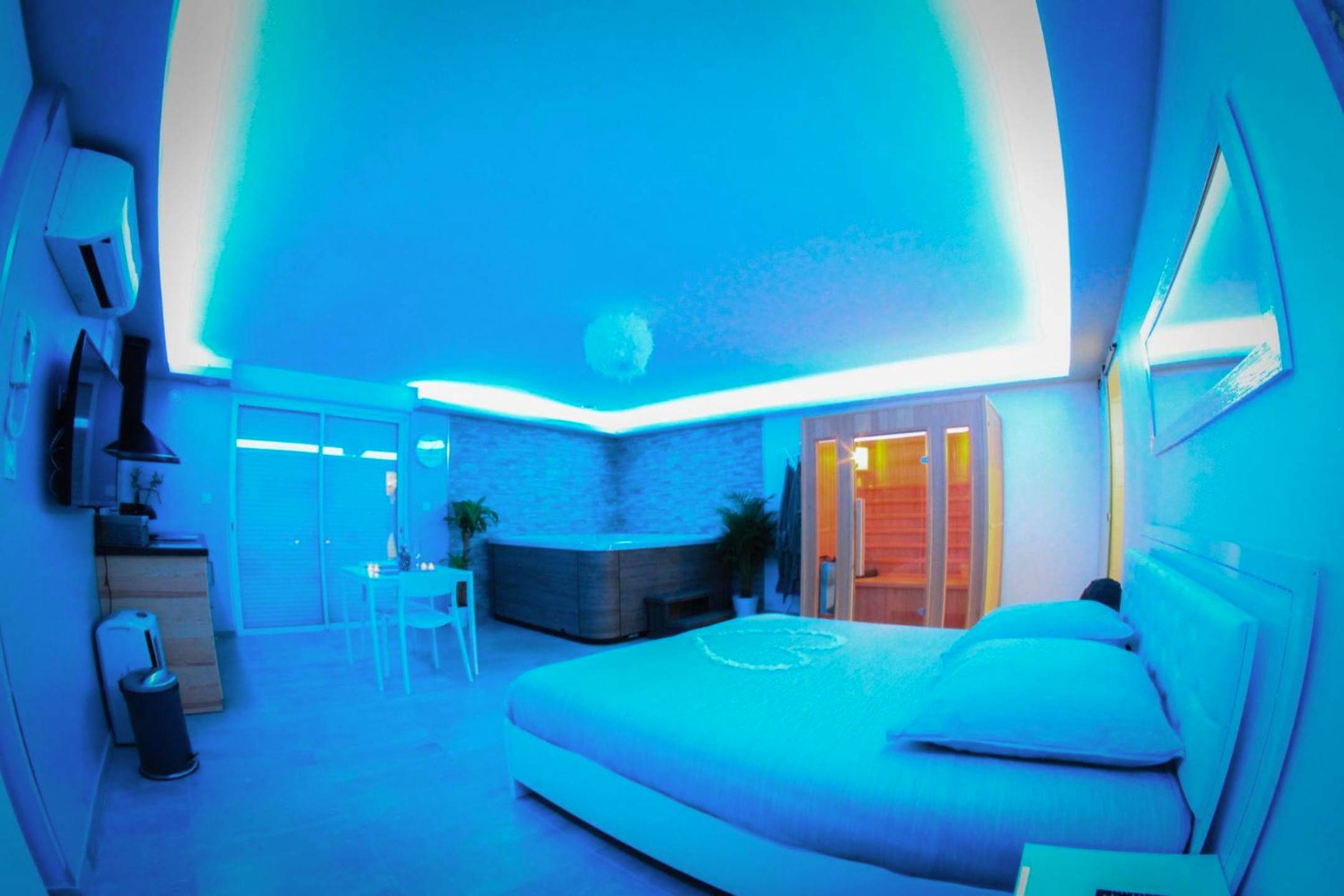 Photo du logement - Nuit vip spa sauna privatif - Le Rove