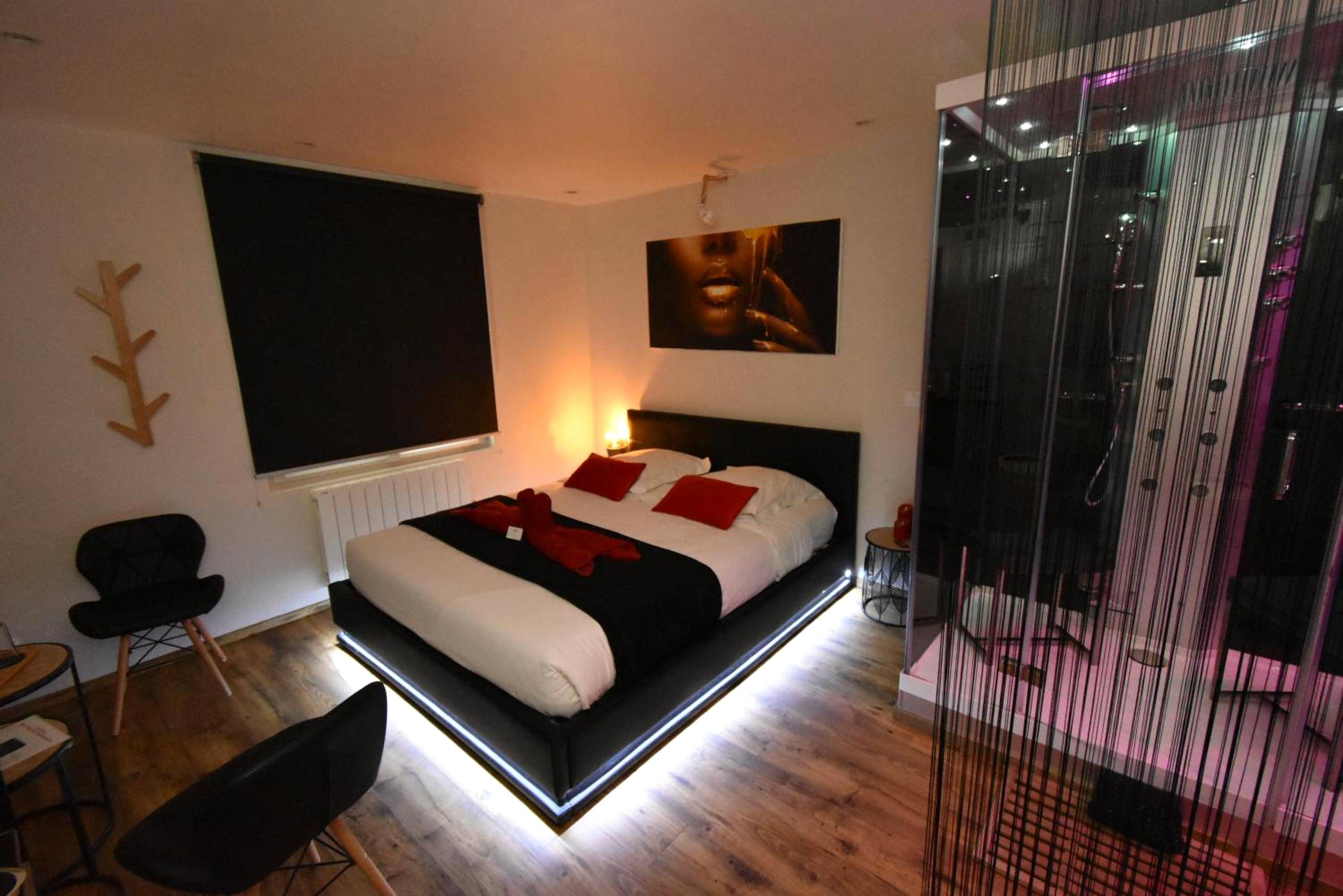 Photo du logement - SPA privatif Love room, Le Hammam et Bulles, chez Nuits Chartraines