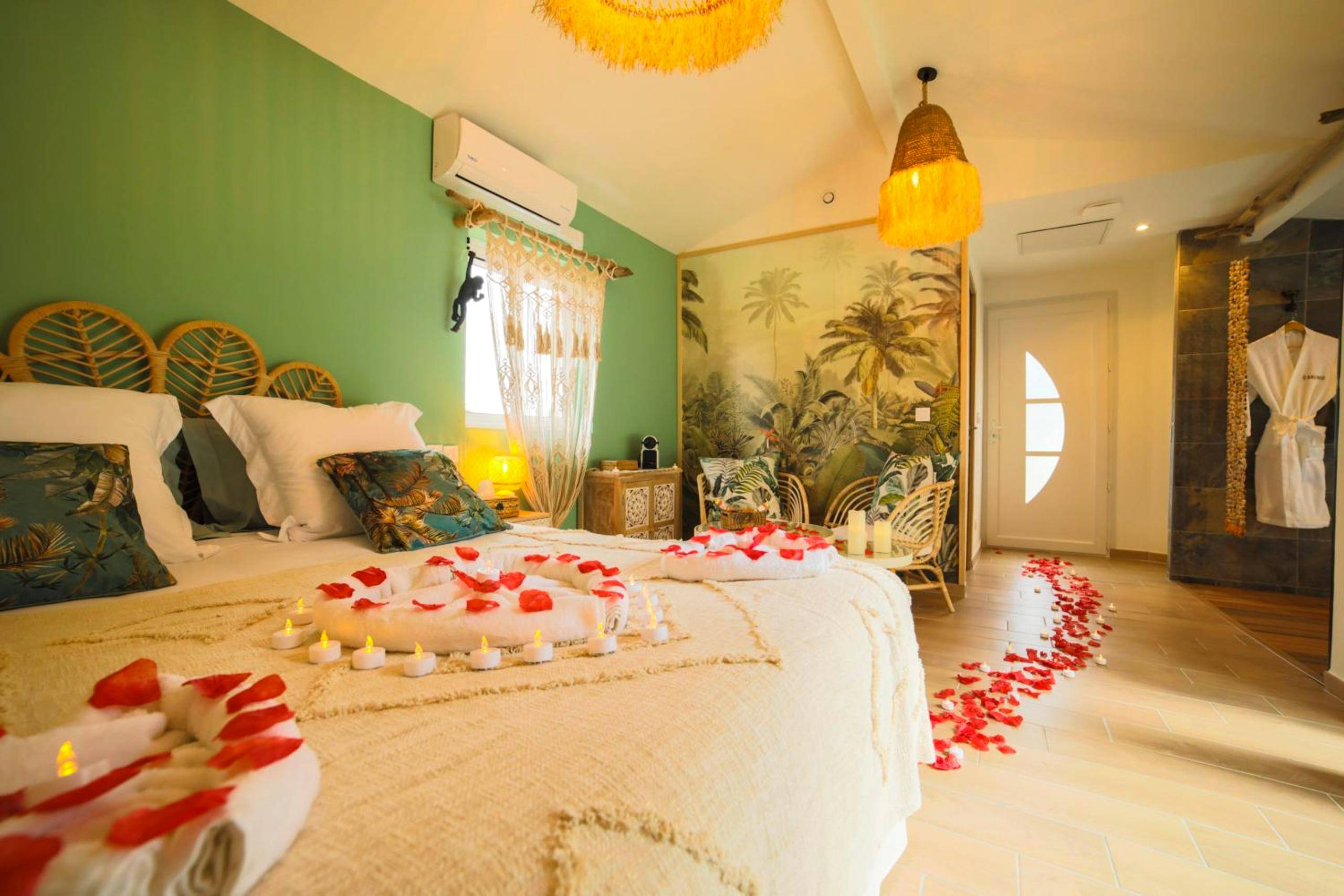 Photo du logement - Ô Balinais mini villa avec spa et piscine privative Marseille - Marseille