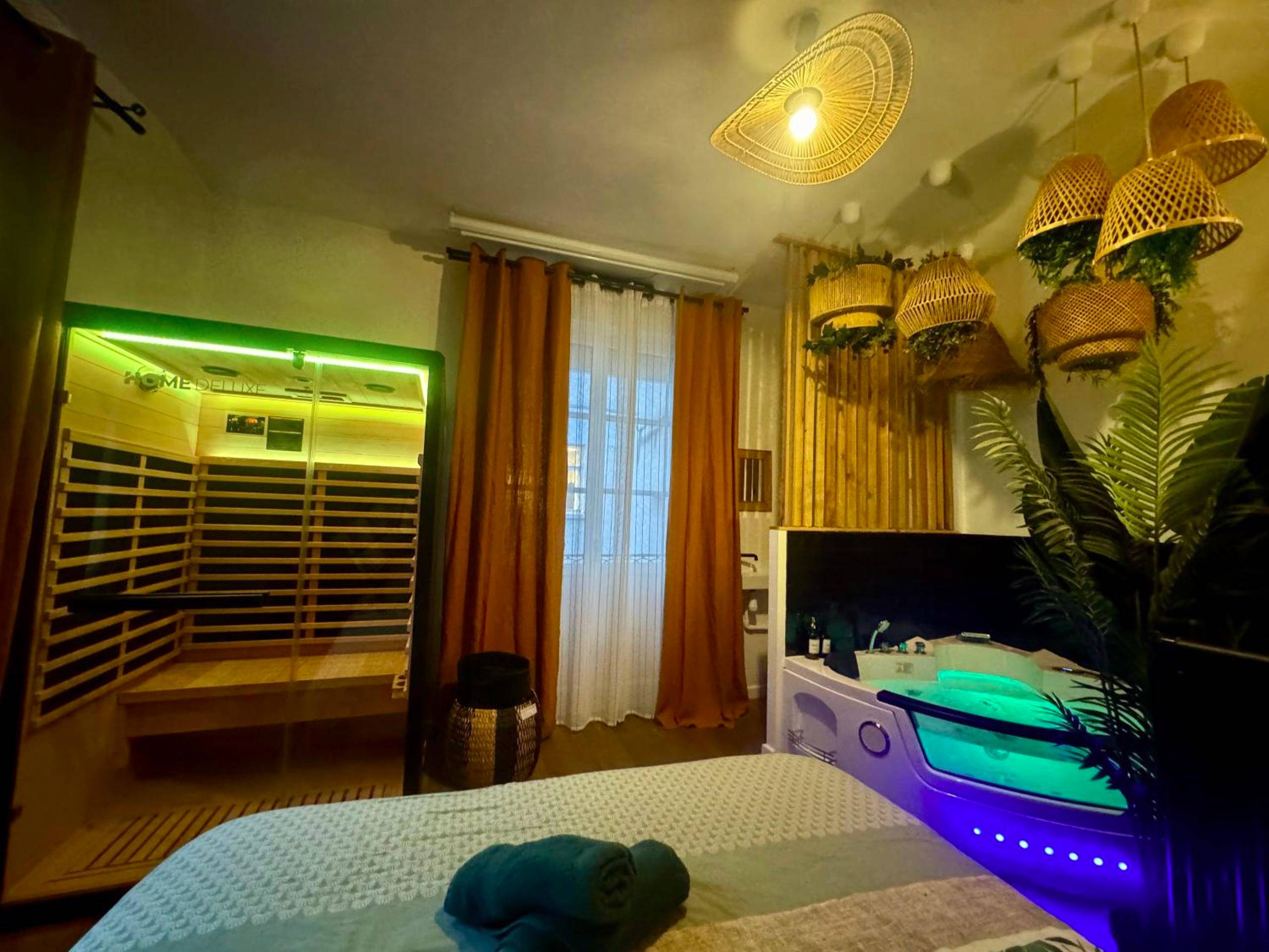 Photo du logement - L'Oasis Angevine - Balneo, Sauna, Home Cinema & Parking