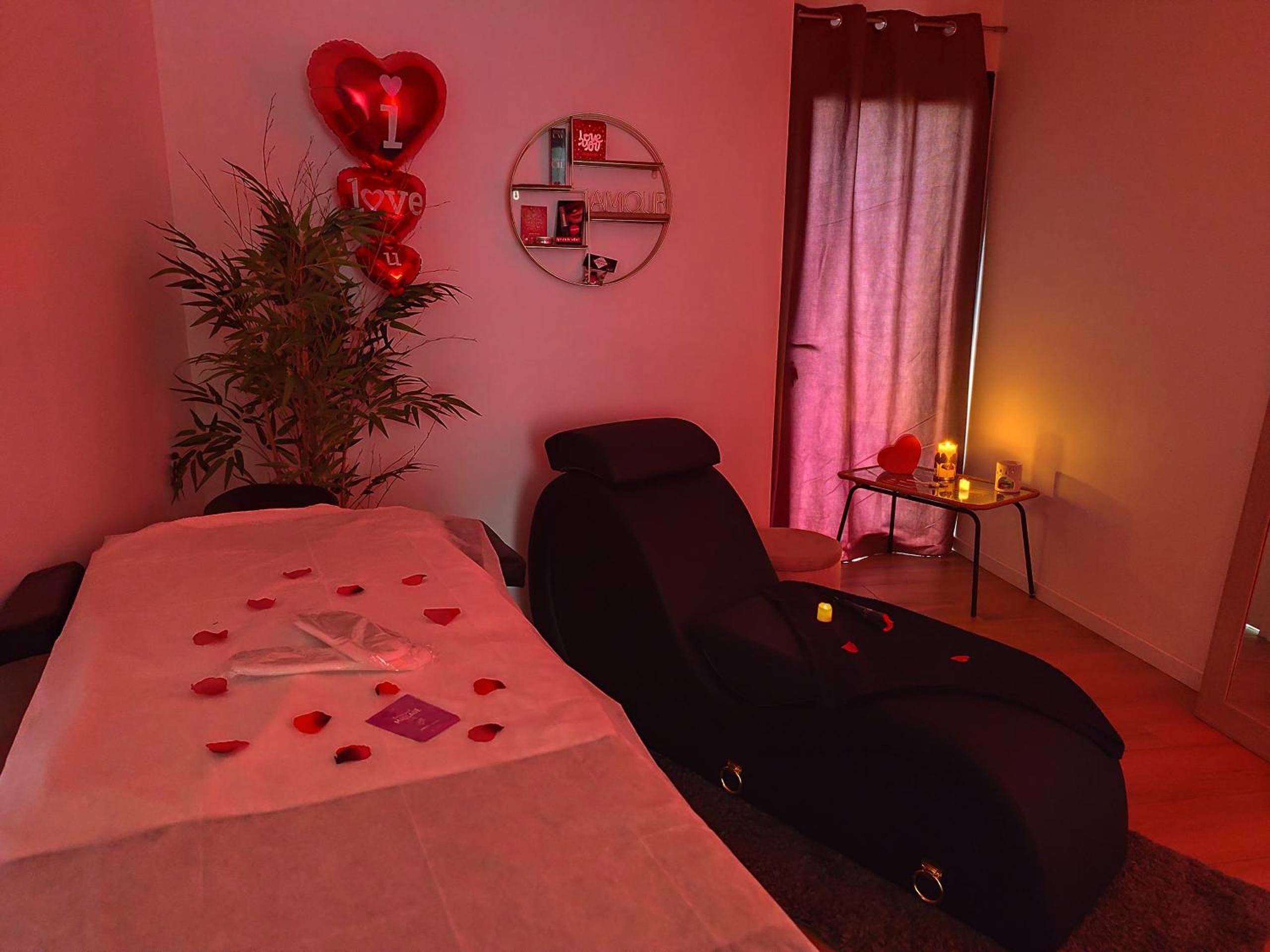 Fauteuil tantra et table de massage décorée - Ô'BEL AIR