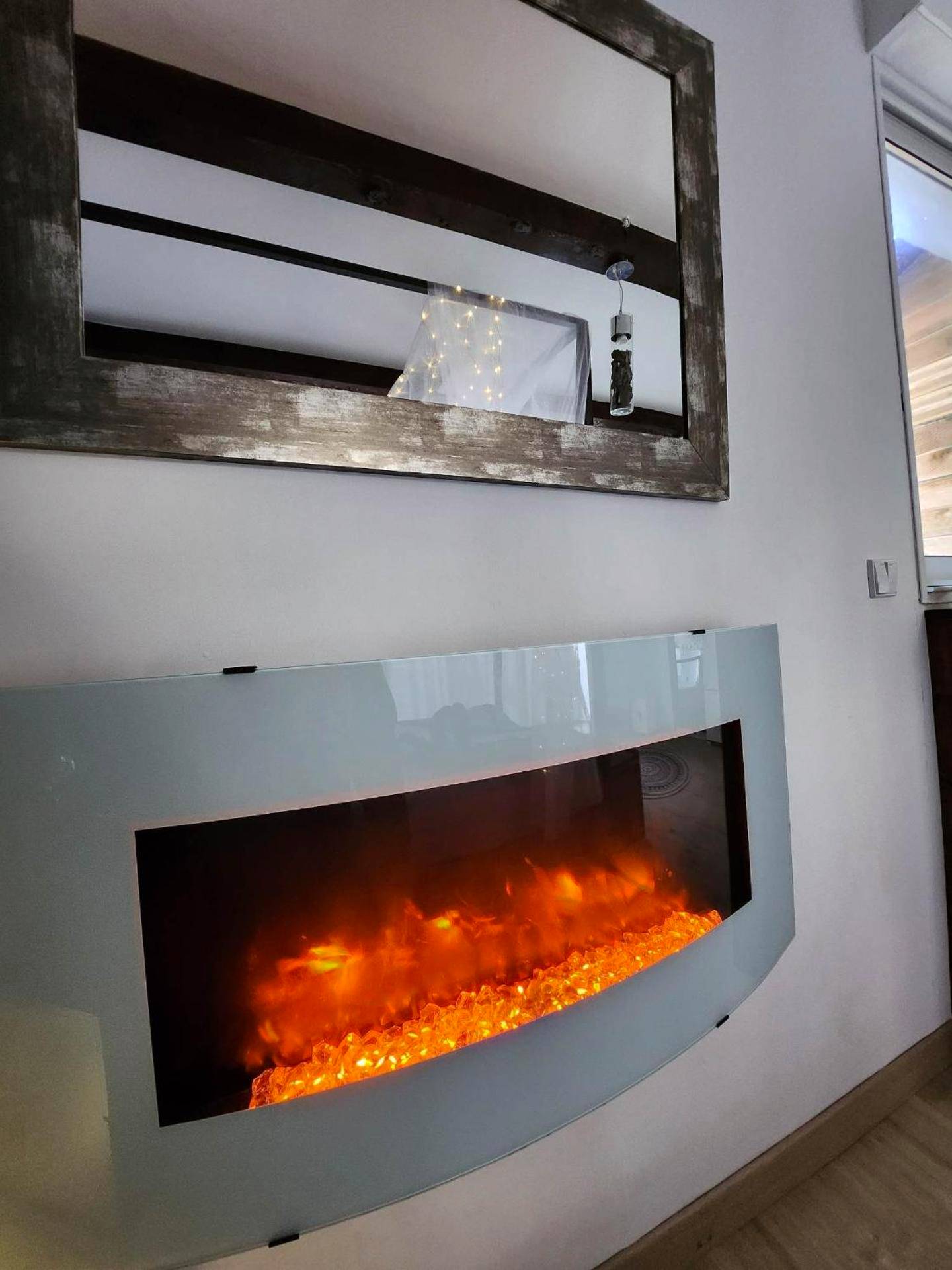 Photo du logement - A l'Orée des pins - Gite et spa de 30 m2 - Options Home Cinéma, Romantique