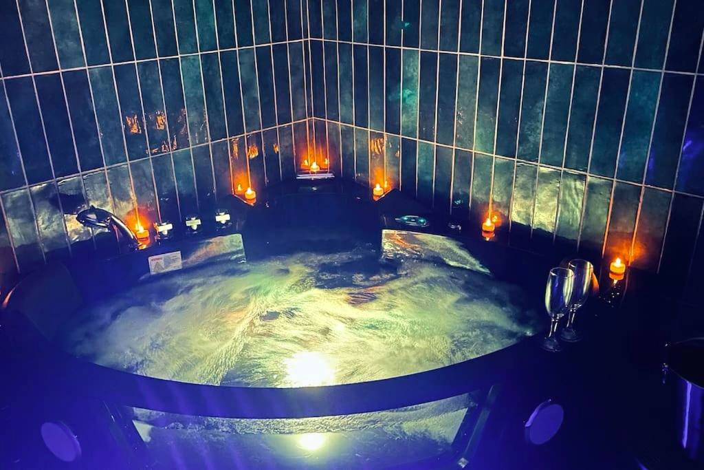 Photo du logement - Love Room L' Orientale / Jacuzzi / Sauna