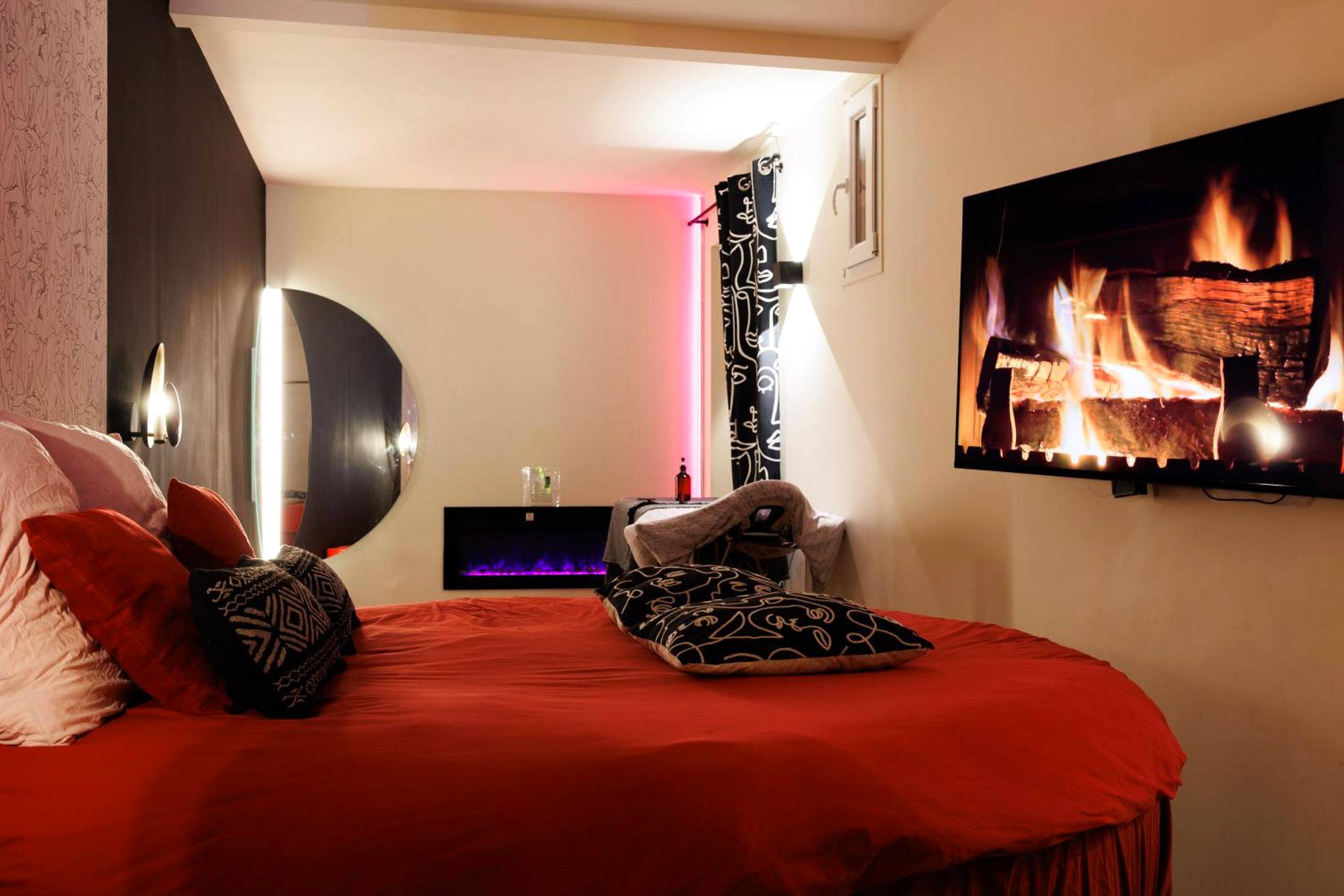 Vue interieure - Love Room Marseille - Orion