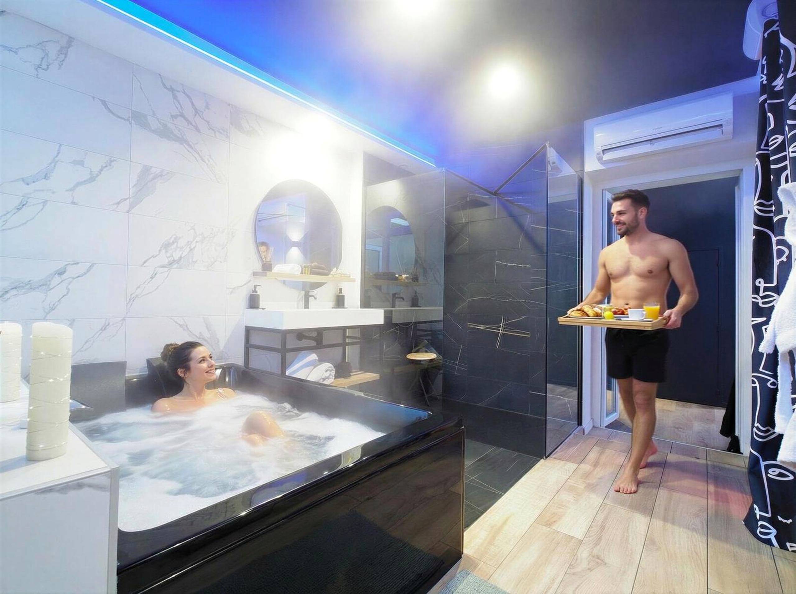 Photo du logement - Love Room Marseille - Orion - Marseille