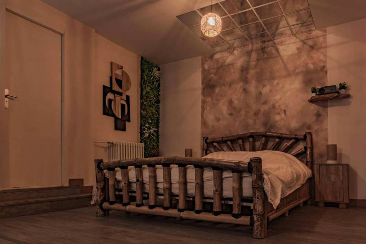 Lit double avec structure en bambou - ORoom Lov'Rette Coulommiers