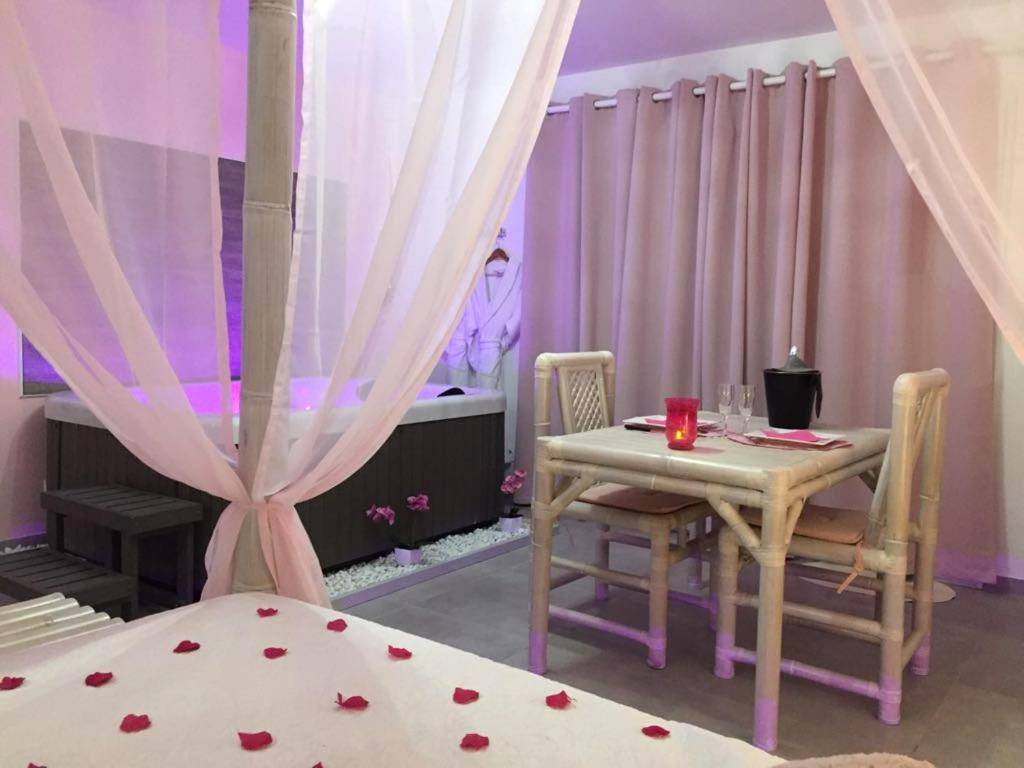 Photo du logement - La Paillote Exotique Spa