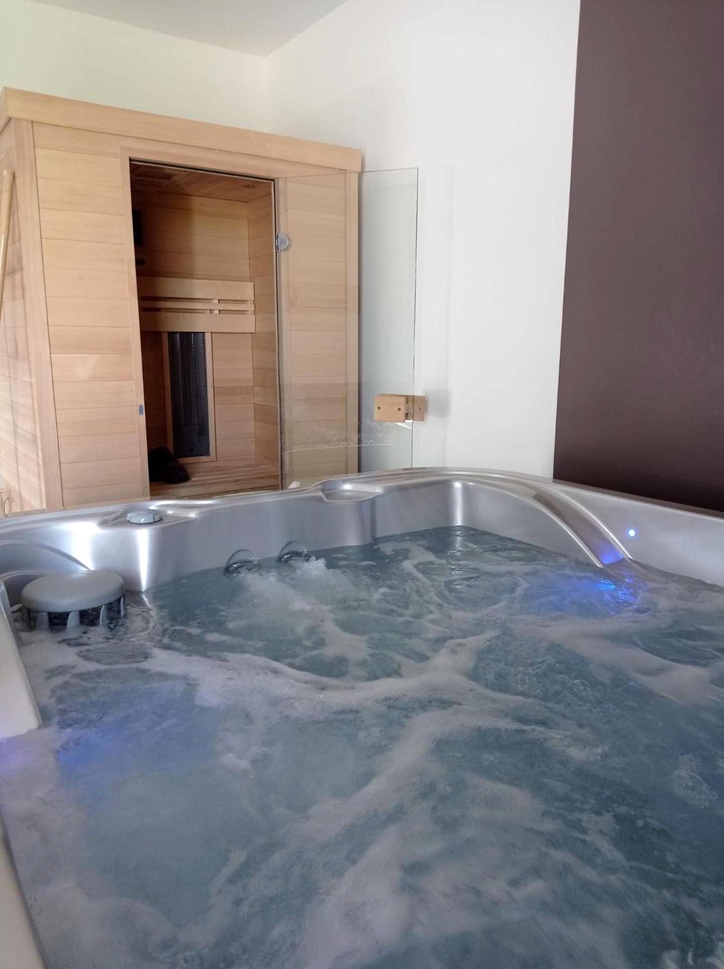 Photo du logement - Paradis Secret Spa - Damprichard