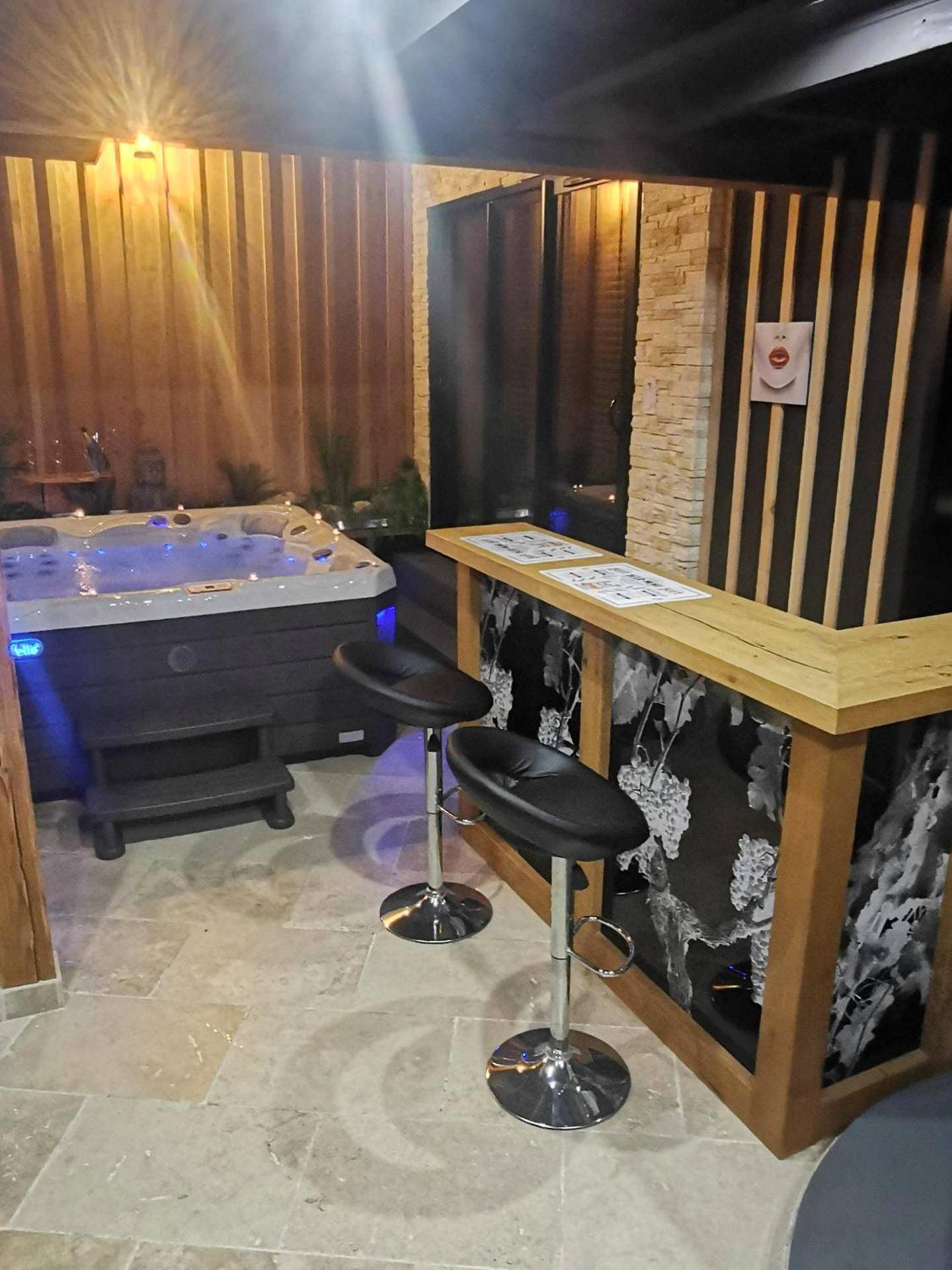 Photo du logement - love room paradix - Saint - Denis - de - Pile