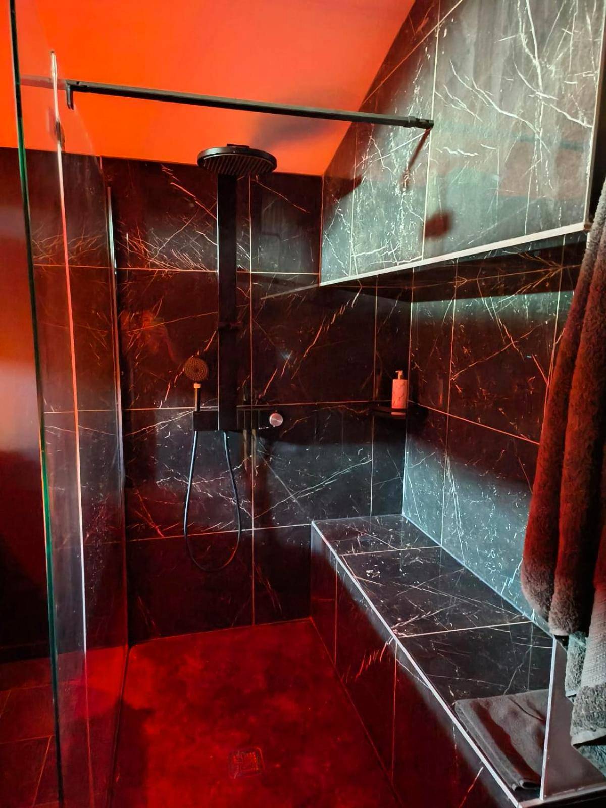 Photo du logement - La parenthèse Love room - Moussan